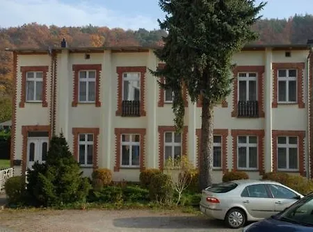 Am Kurbad 2*