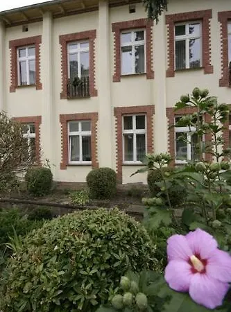 Am Kurbad 2*